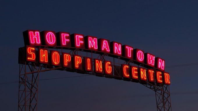 Hoffmantown Shopping Center