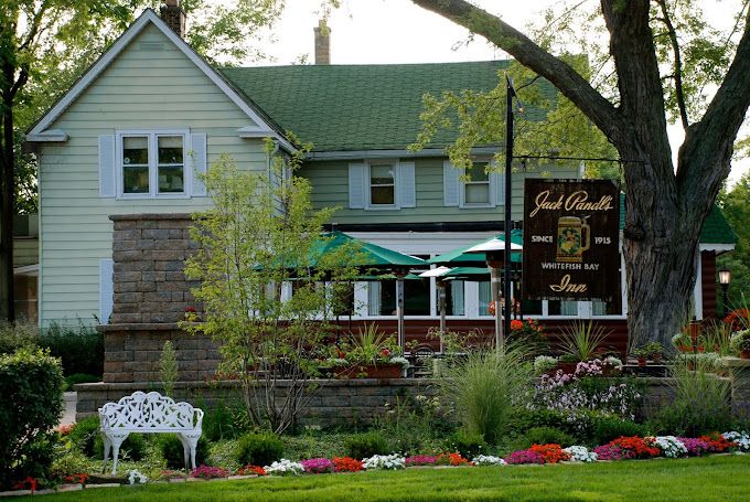 Jack Pandl's Whitefish Bay Inn