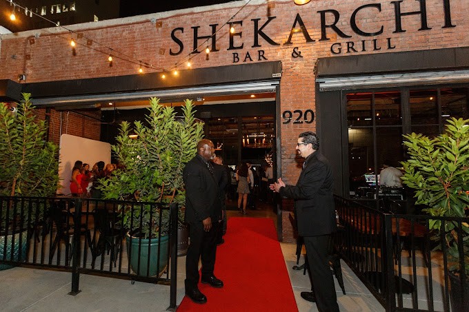 Shekarchi Bar & Grill